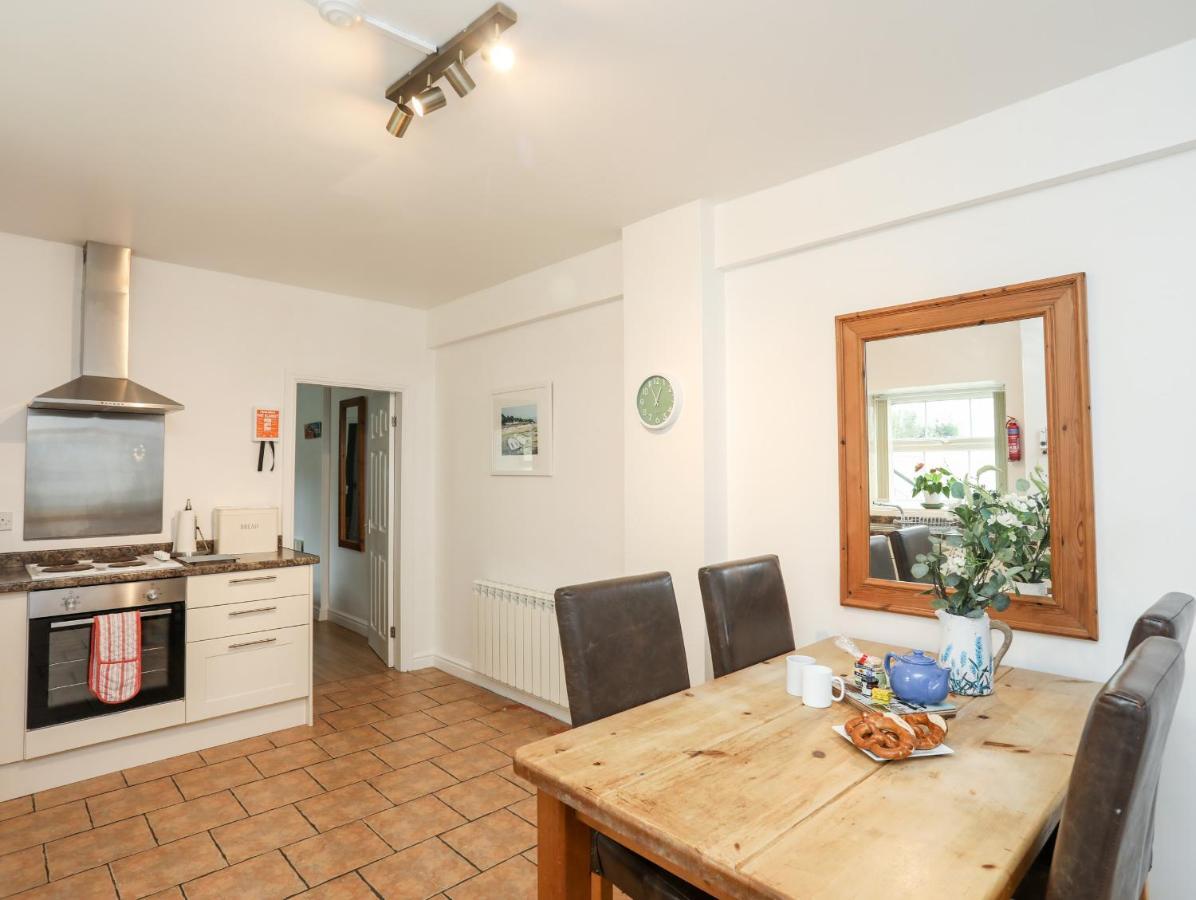 Apartamento 2 The Coach House Pentraeth Exterior foto
